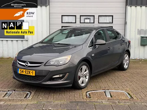 Opel Astra 1.4 Turbo Cosmo Berlin Airco | Navi | Cruise | NWE Koppeling